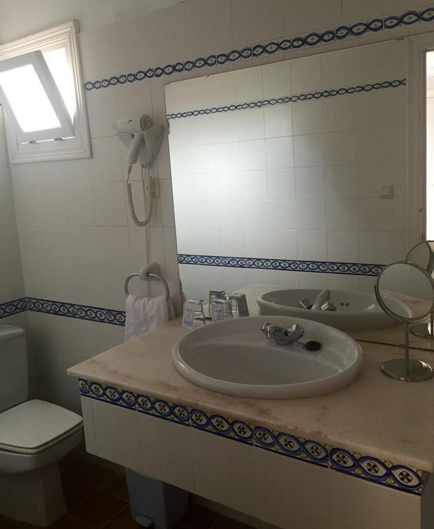 Hotel La Peña Tarifa Habitación foto